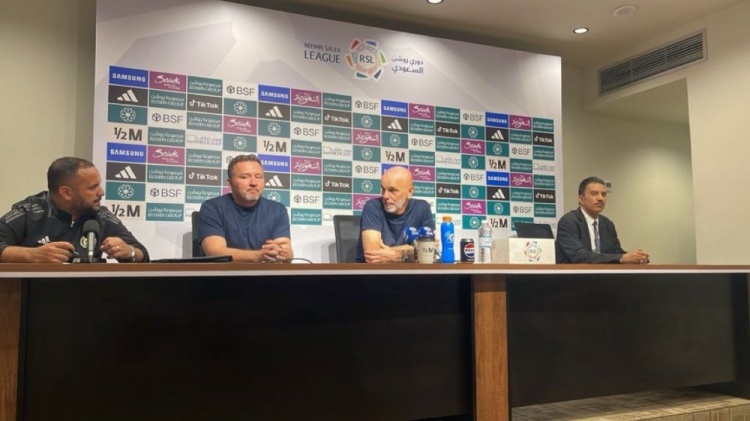 皮奧利：球隊并未因推遲開球而受影響，利雅得勝利配得上勝利