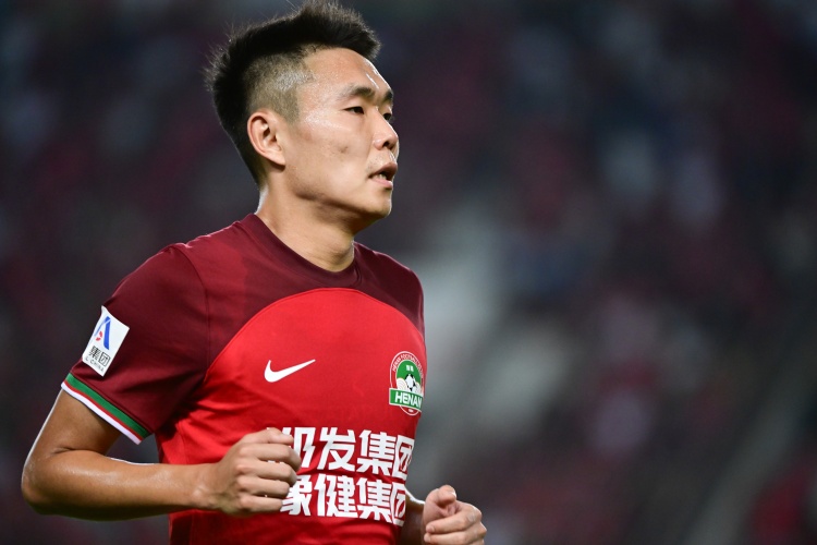 足球報(bào)：王上源因骨裂未進(jìn)入名單，新外援卡多索只能邊打邊磨合