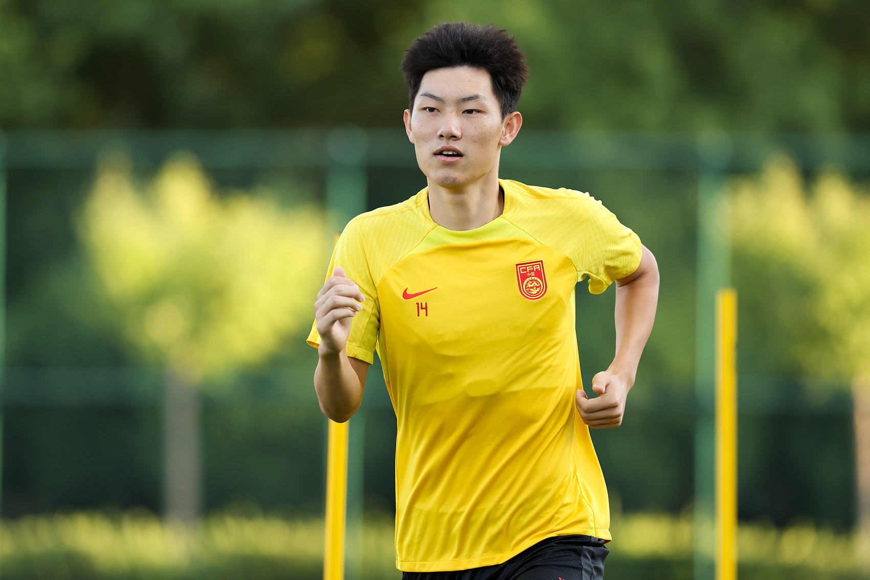 魯媒：泰山隊(duì)抵達(dá)梅州五外援齊整，四名國(guó)腳可出戰(zhàn)史松宸隨隊(duì)